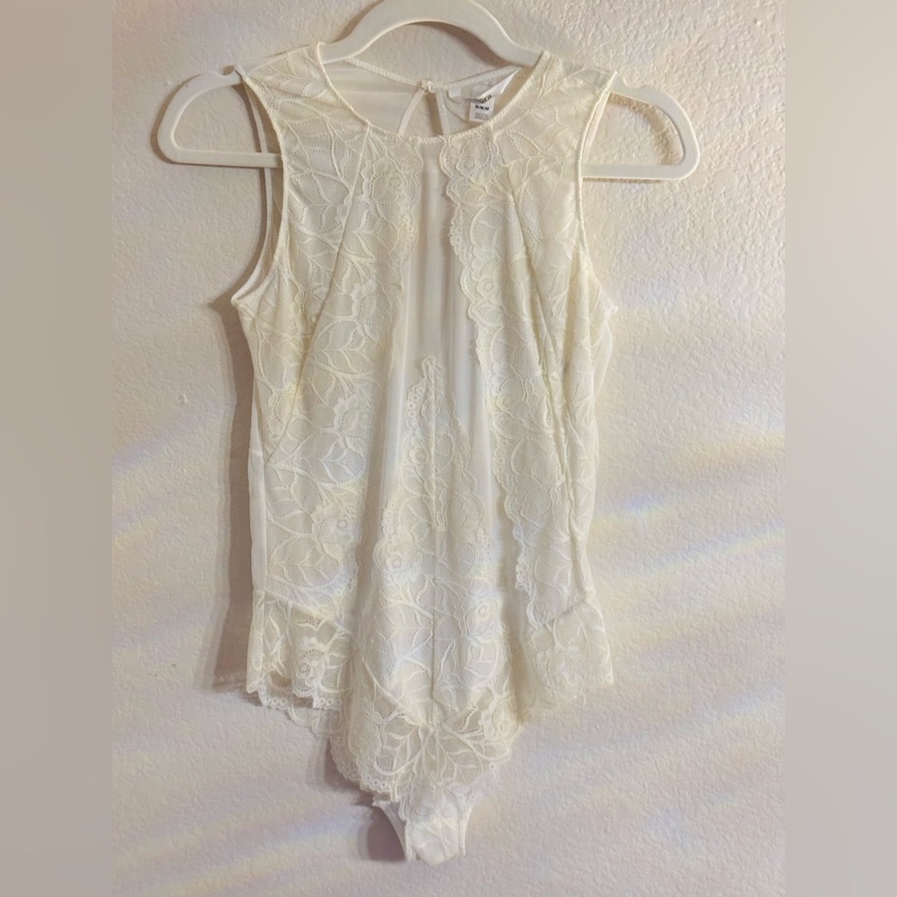 Flora by Flora Nikrooz Stretch Lace Mesh Bodysuit in Ivory, Size M, Never Worn!